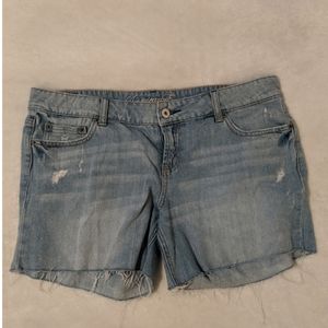 Light Wash American Eagle Shorts